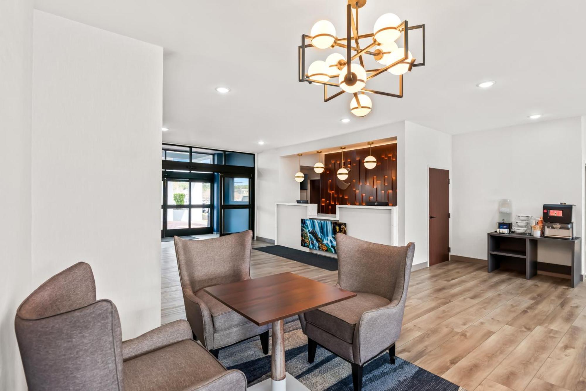 Mainstay Suites Prince George - Fort Gregg מראה חיצוני תמונה
